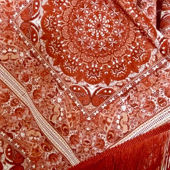 Ember Boho Fringe Kimono Cardigan Red Paisley Bandana Print Open Front Oversized - Picture 7 of 13